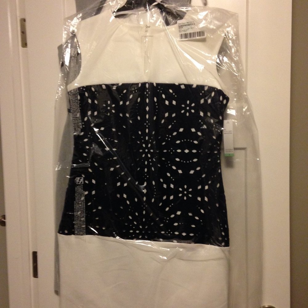 Sandra Darren brand new dress